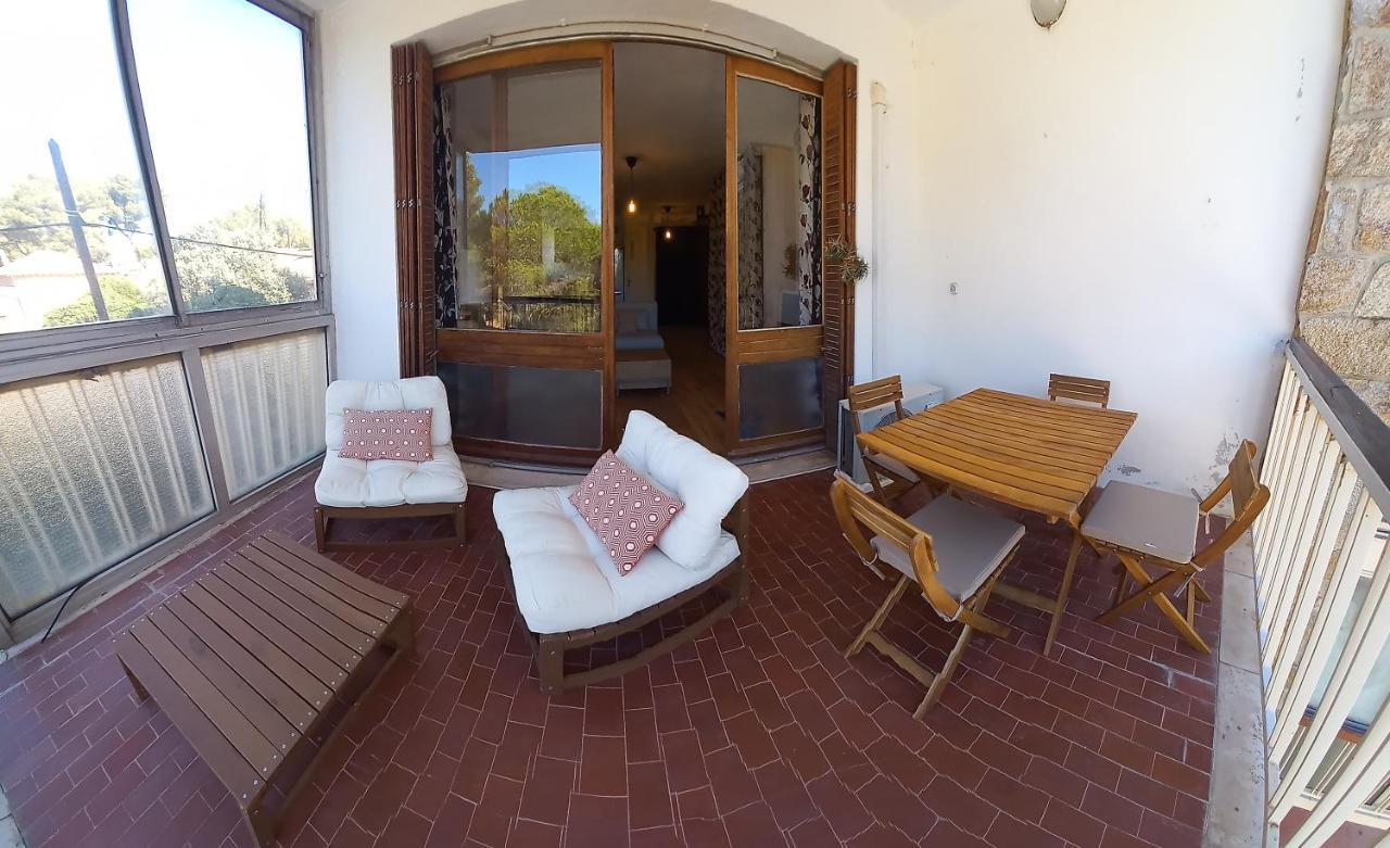 Loft Climatise "La Pinede", 50 M2, Tres Calme, 5 Mn A Pied Des Plages, Lit King Size La Seyne-sur-Mer Exteriér fotografie